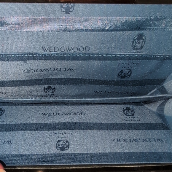 Wedgwood Navy Blue Leather Wallet - Picture 7 of 11